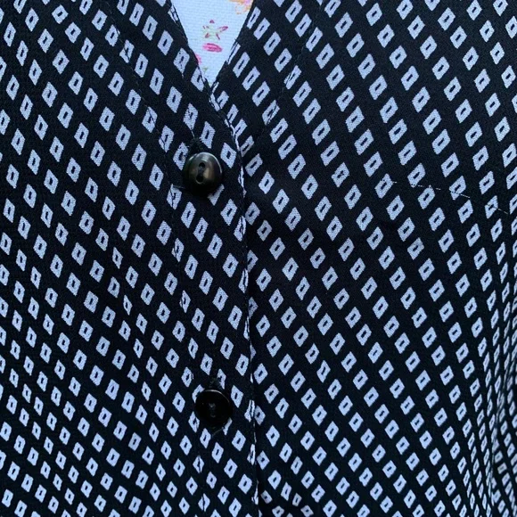 Style Co 3/4 ruffle sleeve button-up Shirt Sz 14P black white check business top - Picture 7 of 16